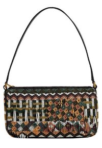 Prostokątna torebka beaded z czarnym paskiem, z geometrycznymi wzorami w kolorze zielonym, brązowym, białym i czarnym.