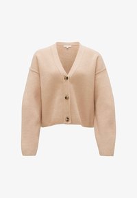 Unselected, macadamia