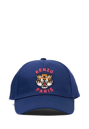 Cappellino da baseball blu navy con volto di tigre ruggente ricamato e testo rosso "KENZO PARIS" sul pannello frontale.