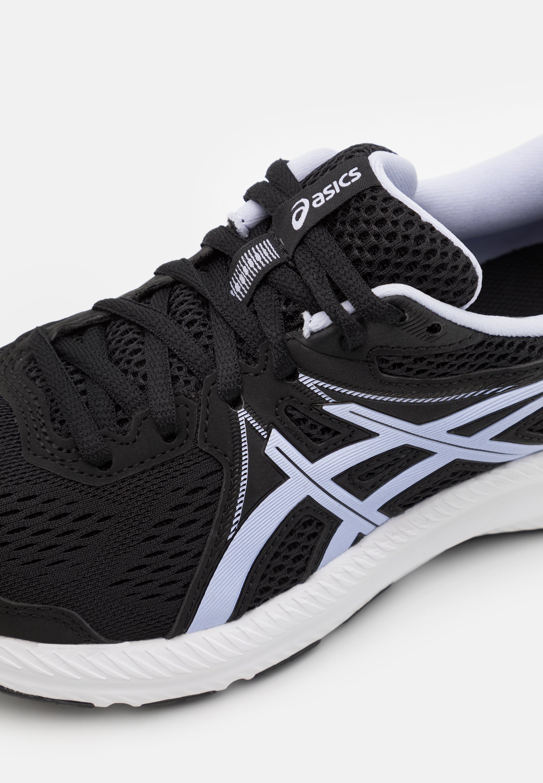 asics running neutral