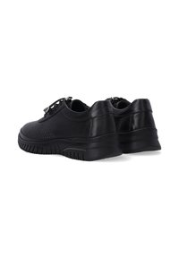 Czarne skórzane buty z teksturowanym panelem bocznym, sznurowanym designem i grubą gumową podeszwą dla trwałości. Minimalistyczny i elegancki wygląd.