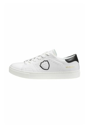 Sneakers laag - black