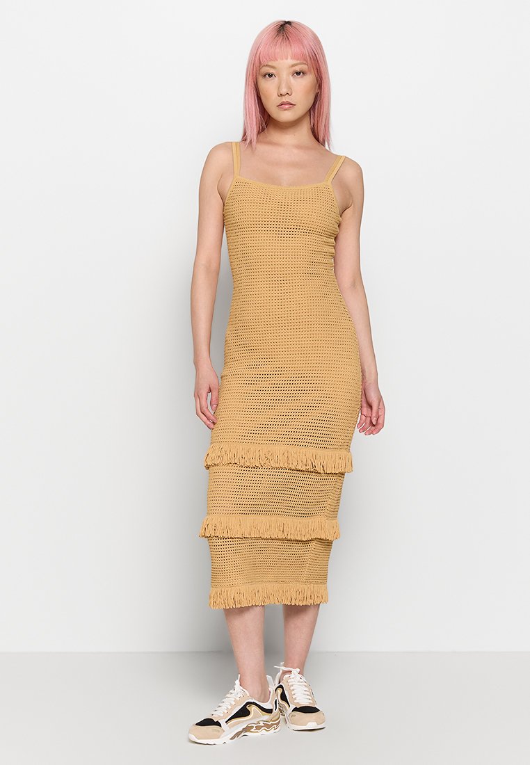 sandro Gebreide jurk camel sandro Gebreide jurk camel