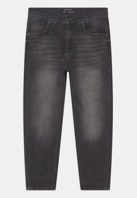 Jeans en denim gris foncé avec une coupe droite, comportant des poches avant, une fermeture éclair et un léger délavage pour un aspect usé.