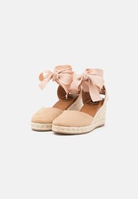 XTI Espadrilles - taupe