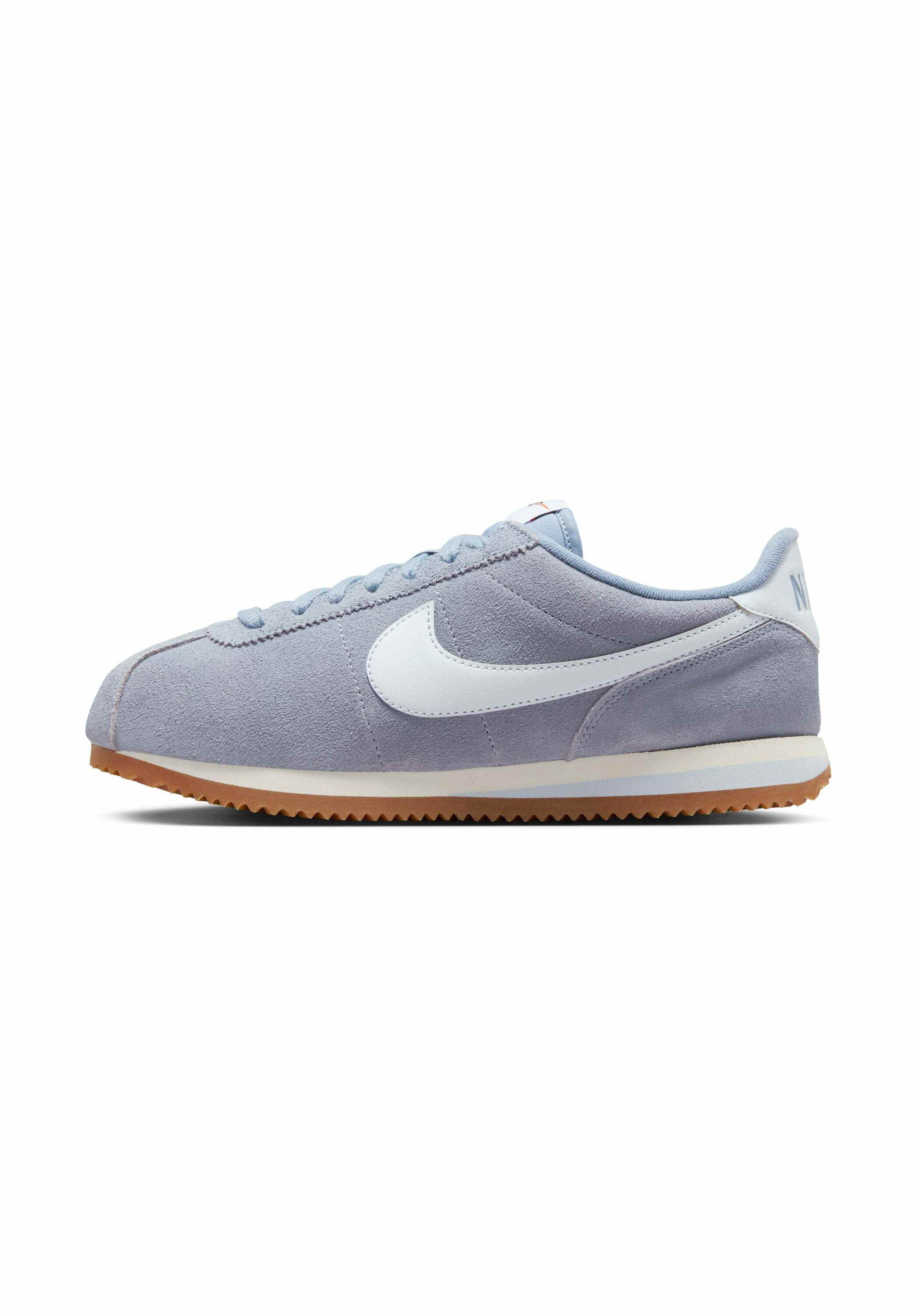 nike cortez 37.5