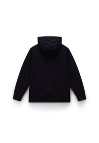 Sweat à capuche noir avec une texture douce, doté d'une poche frontale, de poignets côtelés et d'un ourlet, vu de l'arrière.