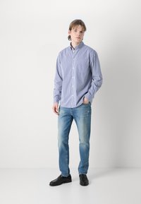 Les Deux KENT SHIRT - Πουκάμισο - white/surf blue