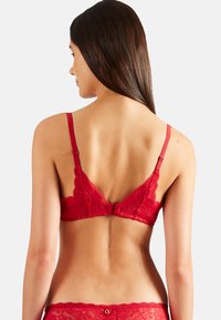 Aubade ROSESSENCE  - Soutien-gorge à balconnet - rouge gala
