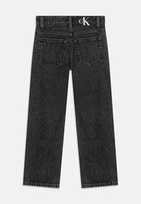Calvin Klein Jeans SKATER - Jeans a sigaretta - authentic grey