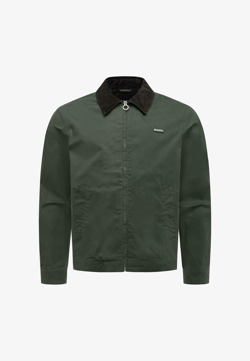 Dunkelgrüne Jacke mit Reißverschluss, schwarzem Cordkragen und zwei Fronttaschen, mit kleinem rechteckigem Logo auf der Brust.