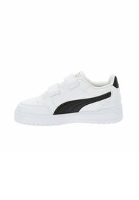 Sneakers bianchi con accenti neri, realizzati in materiale sintetico, con suola piatta, punta rotonda e doppie cinghie in velcro per una chiusura sicura.