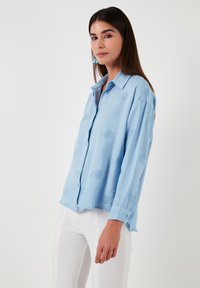 LELA Button-down blouse - blue
