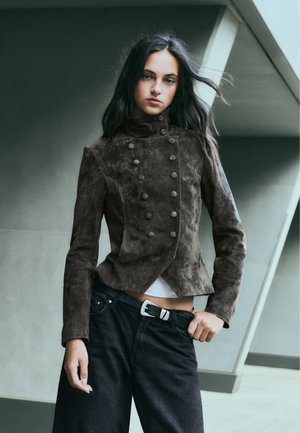 Bershka, Veste en cuir - green