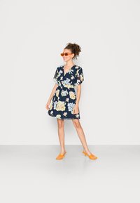 VILA VIKATHRYN DRESS - Vestido de dia - navy blazer
