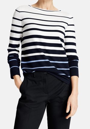 Sweter