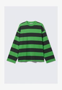 Selezionato, green stripe