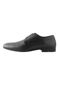 Next Derbies - black