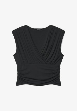 Haut noir sans manches à style portefeuille avec des détails plissés sur les épaules et des fronces sur les côtés au niveau de la taille.