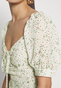 ONLY Petite Denní šaty - green