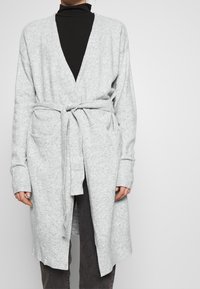 Nly by Nelly Kofta - grey