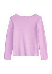 Suéter rosa claro de manga larga hecho de tela suave, con un escote ancho y una forma relajada. Texturizado, con un acabado liso.