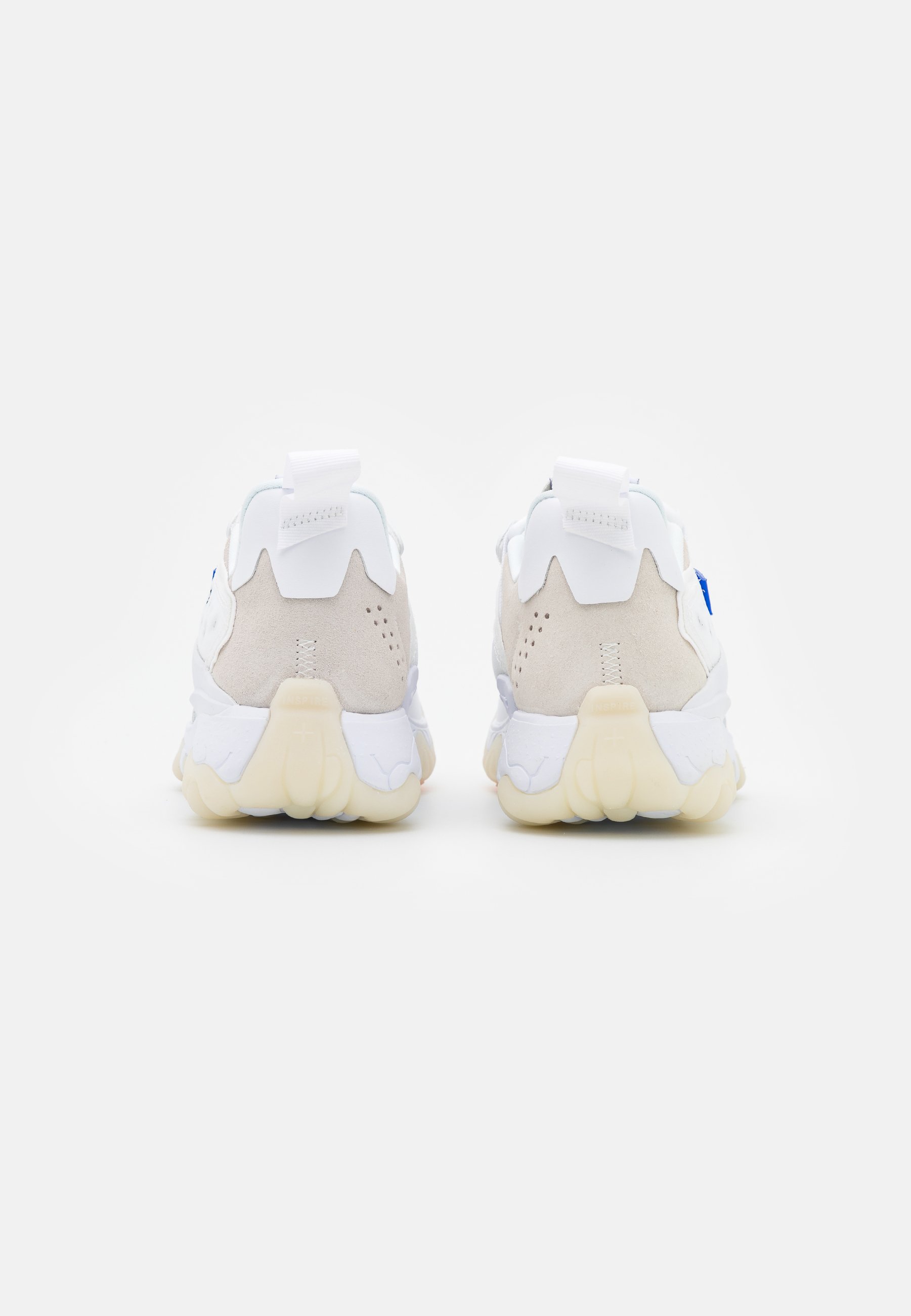 Jordan DELTA 2 - Sneakers basse - white/black/sail/pure platinum/bianco -  Zalando.it