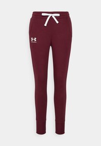 Burgundské teplákové kalhoty z měkké látky, s bílým šňůrkovým stažením v pase, přiléhavými manžetami a bílým logem na levém stehně.