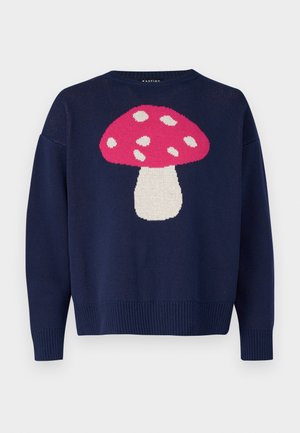 Granatowy dzianinowy sweter z dużym różowo-białym wzorem grzyba w kropki na środku przodu, z żebrowanymi mankietami i krawędzią.