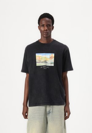 ONSDEVIN WASHED TEE - T-shirt print - black