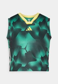 Débardeur d'athlétisme sans manches, vert et noir avec un motif, doté d'un col en V, orné d'une bordure jaune et au logo adidas sur la poitrine.