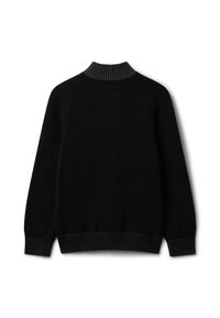 Suéter negro con un alto cuello acanalado, mangas largas y puños texturizados. La tela parece suave y lisa con un acabado de punto fino.