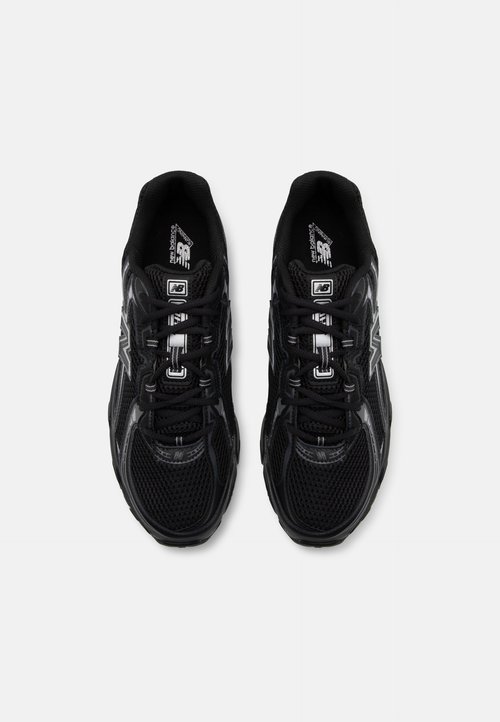 New Balance U740 UNISEX - Zapatillas - black — foto 4