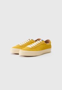 Last Resort AB UNISEX - Sportbačiai - mustard yellow/white