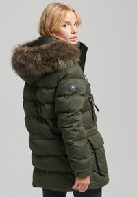 Superdry & Co EXPEDITION - Płaszcz zimowy