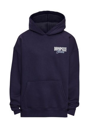 Tumesinine kapuutsiga dressipluus esetaskuga ja valge "Dropsize Studios" tekstitrükiga vasakul rinnal.