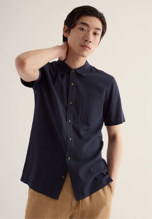 Seasalt Cornwall, SEASALT CORNWALL MEN'S YESTIN SHORT SLEEVE SHIRT - Overhemd - inkwell