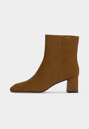Furla, SOLID TRONCHETTO - Boots à talons - cognac