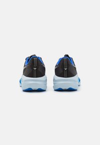 ASICS NOVABLAST 5 - Utcai futócipők - black/white