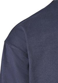 Urban Classics HIKING PATCH LS - T-shirt à manches longues - midnightnavy