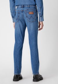 Wrangler - Jeansy Straight Leg