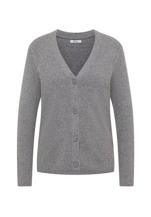 Cárdigan gris acanalado con cuello en V, cinco botones al frente y mangas largas. El material muestra una textura suave. Etiqueta de la marca visible en el interior del escote.