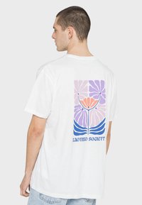 Kaotiko M C TBC - Apdrukāts T-krekls - navy
