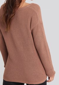 NA-KD Strickpullover - pink