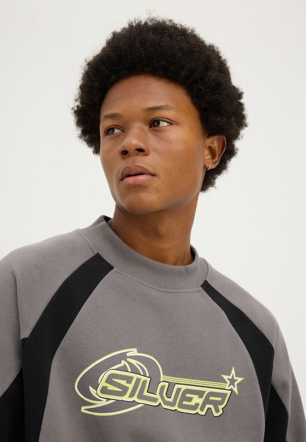 SILVER RACER CREW OVERSIZED UNISEX - Sweatshirt4