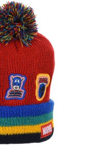 Red knit beanie with a pom-pom, featuring Captain America and Black Panther patches, a multicolored striped band, and a white "MARVEL" tag.