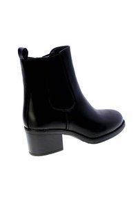 Stivale in pelle nera alla caviglia con tacco a blocco e pannello elastico laterale, progettato per un facile indossamento e uno stile alla moda.