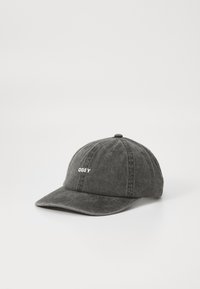 Unselected, pigment black