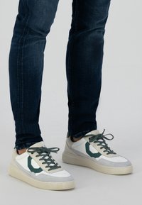 Dstrezzed Sneakers basse - green