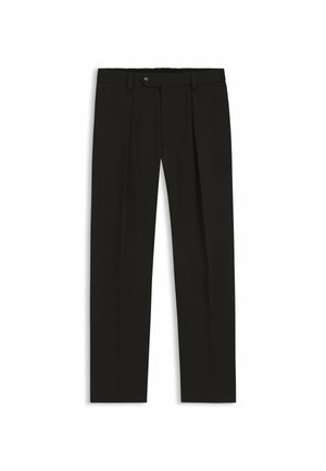 Zwarte broek met een getailleerde pasvorm, voorzien van een enkele plooien, ceintuurlussen en een sluiting met een knoop aan de voorkant. Glad materiaal met een matte afwerking.